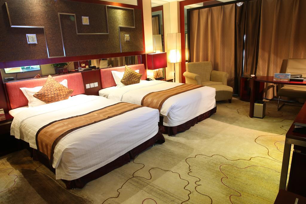 Grand Soluxe Hotel Dunhuang Exterior photo
