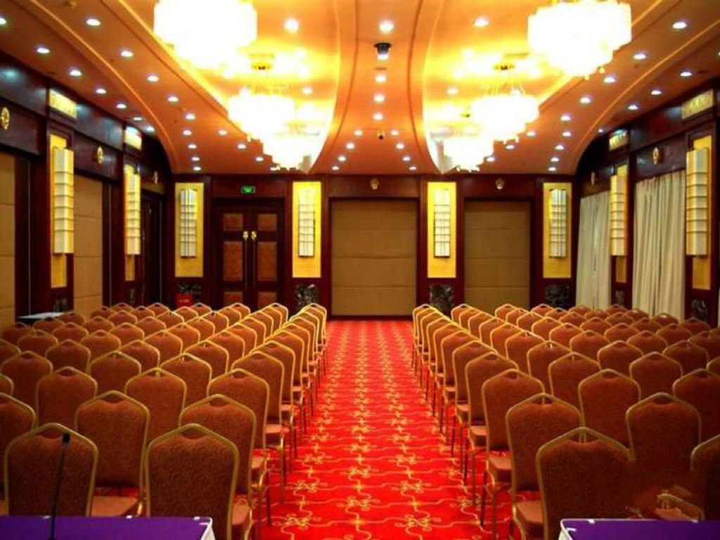 Grand Soluxe Hotel Dunhuang Exterior photo